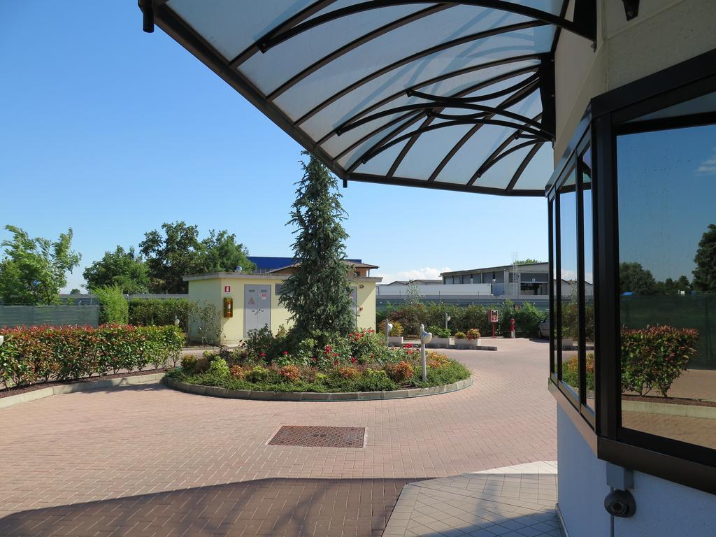 Hotel Motel Piu' Vaiano Cremasco ภายนอก รูปภาพ